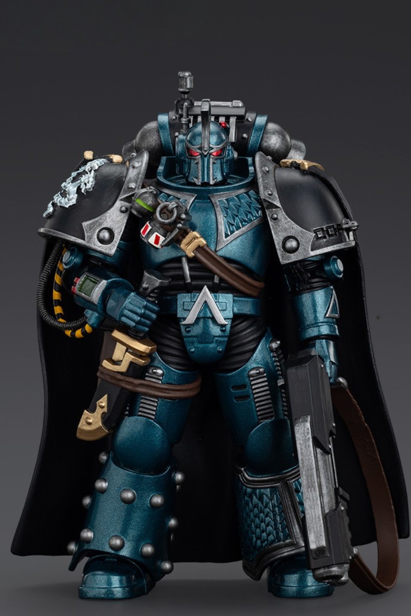 Alpha Legion Saboteur Consul - Warhammer "The Horus Heresy" 1/18 Action Figure By JOYTOY