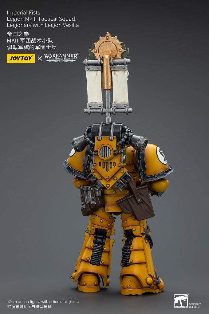 Imperial Fists Legion MkIII Tactical Squad Legionary with Legion Vexilla